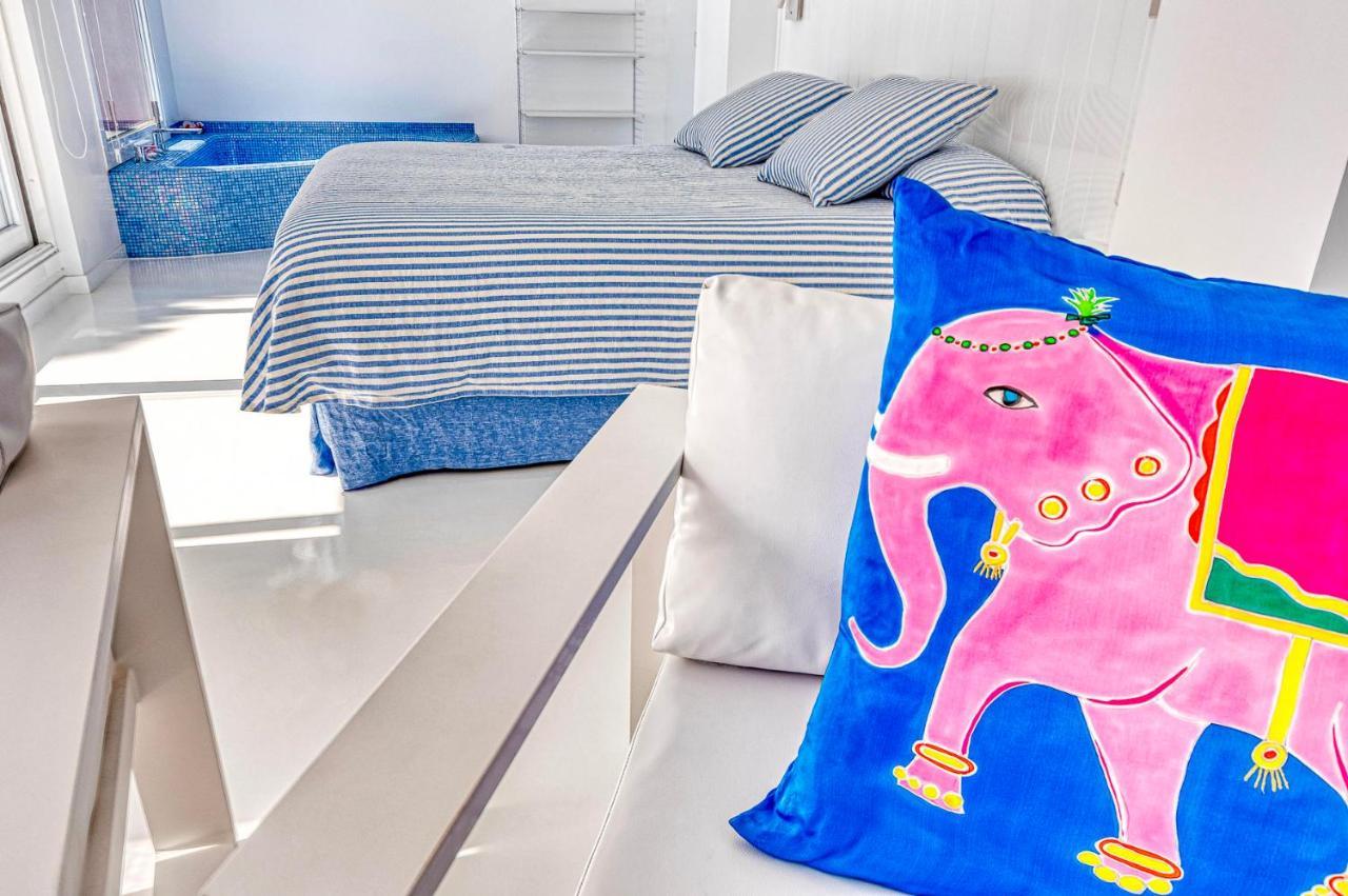 The Pink Elephant Hotel ساغارو المظهر الخارجي الصورة