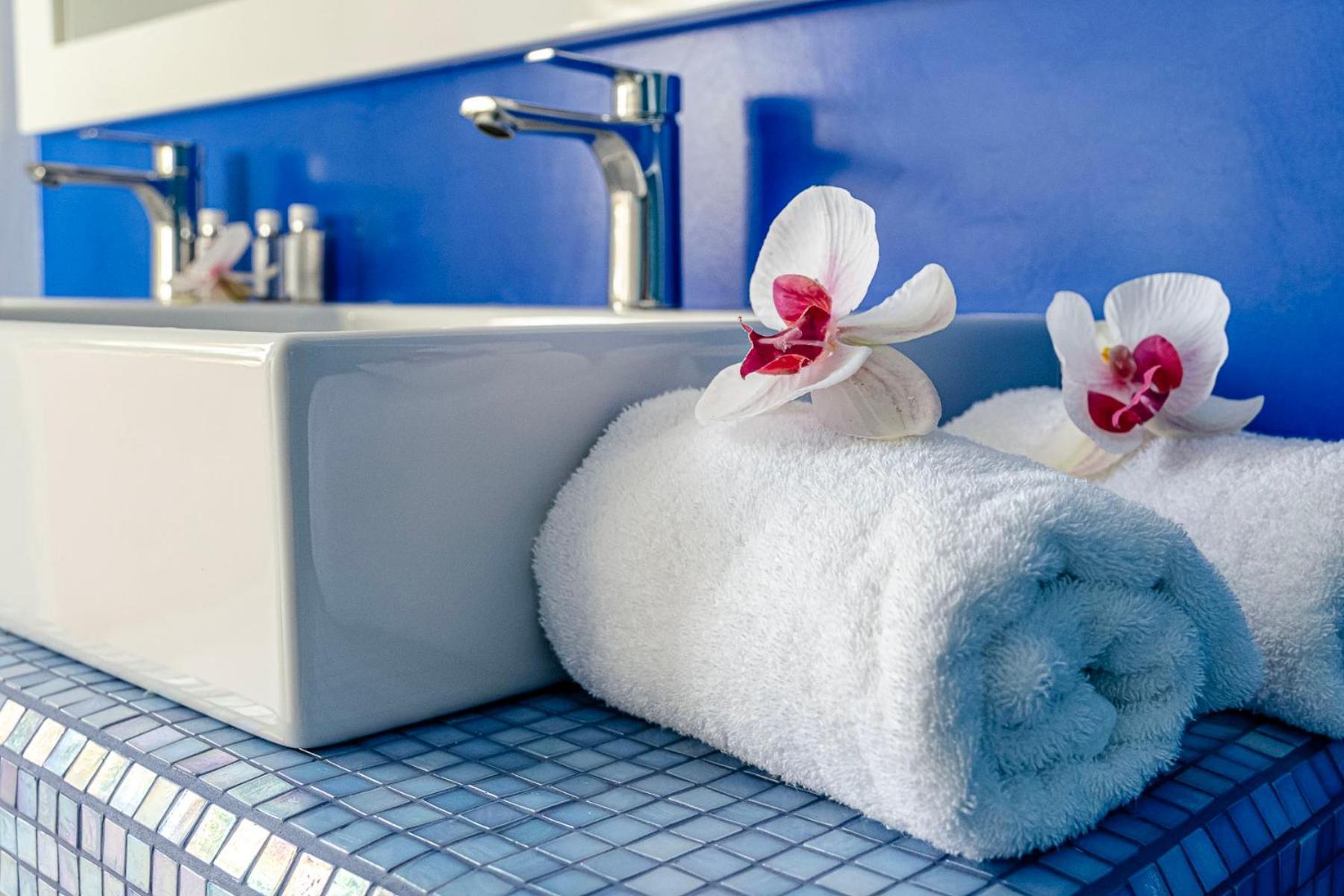 The Pink Elephant Hotel ساغارو المظهر الخارجي الصورة